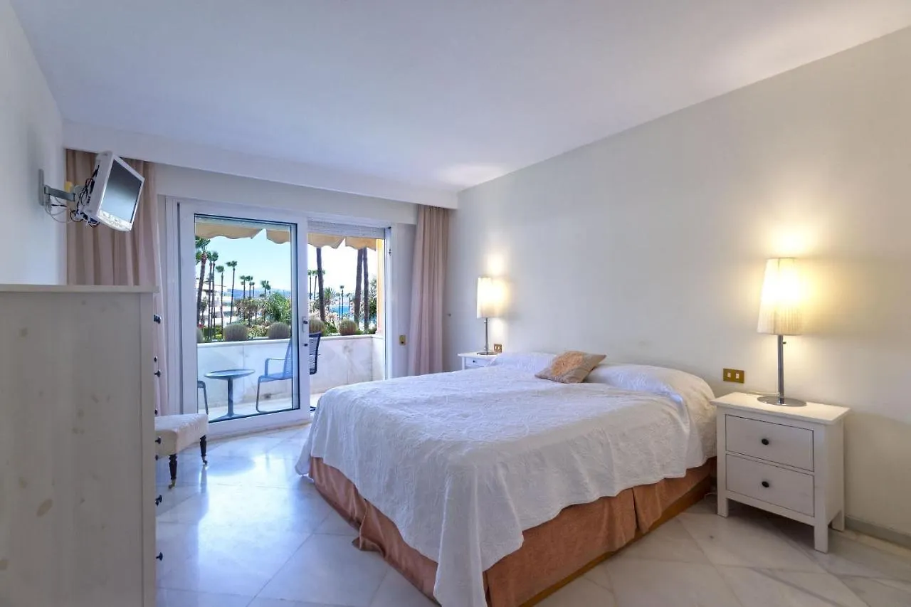 Los Granados Puerto Banus Marbella Apartment
